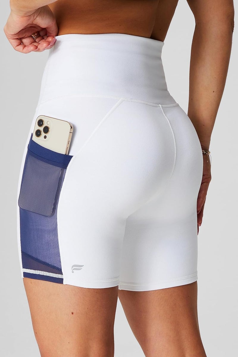 Fabletics Women's On-The-Go PowerHold® Ultra HW 6'' Short, Maximum Compression, Flattering - Image 2